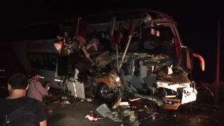Junín: al menos 17 heridos deja colisión de bus interprovincial con volquete