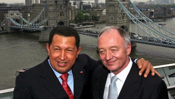 El ex alcalde de Londres Ken Livingstone junto a Hugo Chávez.