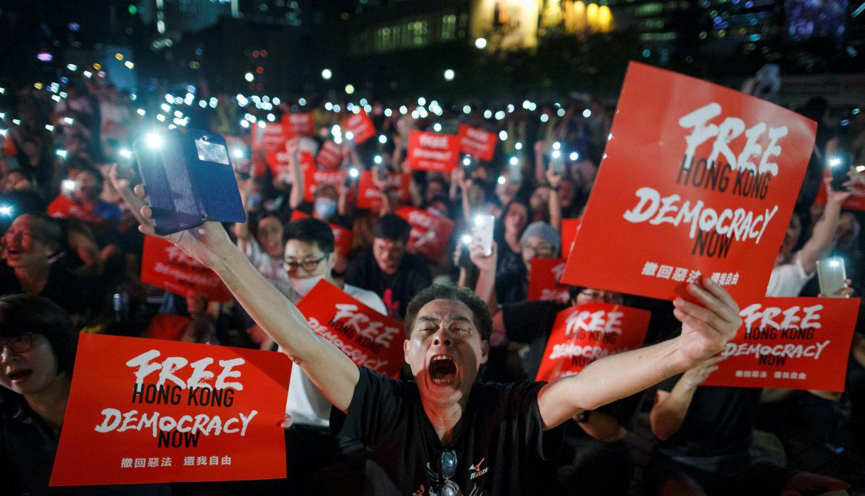 Miles en Hong Kong claman al G20 que defiendan sus derechos. (Foto: EFE)