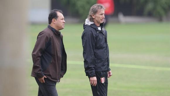 Juan Reynoso y Ricardo Gareca se encontraron una tarde de junio de 2019 en la Videna. Ambos charlaron amenamente en medio de los entrenamientos de la selección peruana. (Foto: GEC)