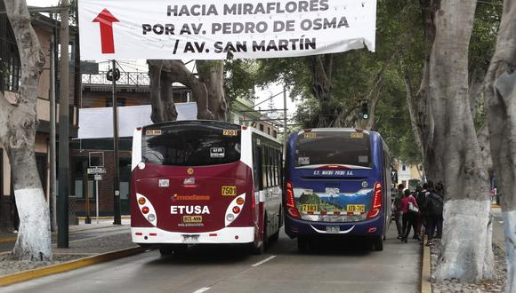 Esta semana continuará el plan de cambio de sentido de vías en Barranco, que fue iniciado por el municipio distrital durante los fines de semana, como parte de una primera etapa, en las avenidas Miguel Grau y San Martín. El reciente cambio se realizó del 7 al 8 de diciembre.(Foto: César Campos / GEC)