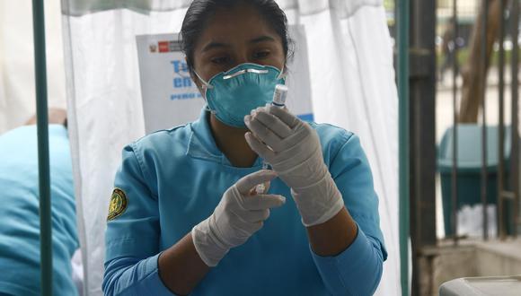 Las brigadas del Ministerio de Salud (Minsa) aplicaron la segunda dosis de vacunación contra el Virus de Papiloma Humano (VPH). (Foto: El Comercio)