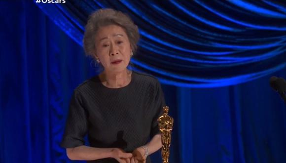 Yuh-Jung Youn se sintió mal por ganarle el Oscar a la actriz Glenn Close. (Foto: Captura TNT).