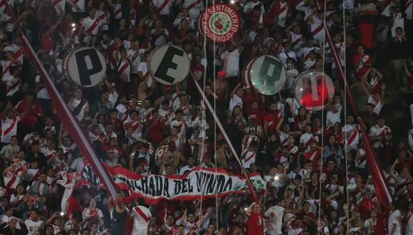 Perú vs. Ecuador EN VIVO: Estadio Nacional retumbó con el 'Contigo Perú' | VIDEO. (Foto: AFP)
