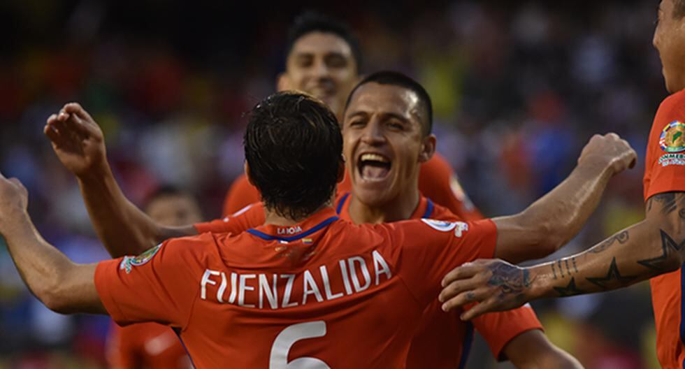 Chile demostró una vez más que está en un nivel superior en la Copa América Centenario. En solo 10 minutos le gana 2-0 a Colombia en semifinales. (Foto: AFP)