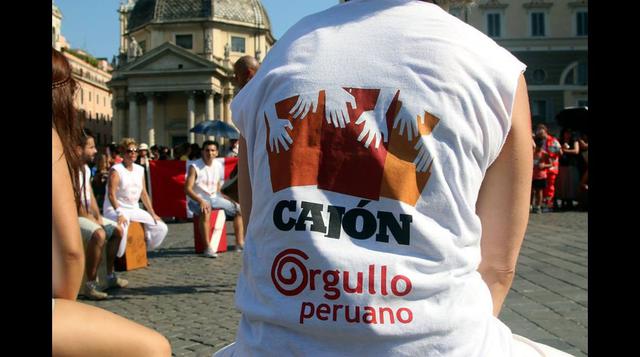 Peruanos realizaron flash mob con danzas típicas en Roma - 6