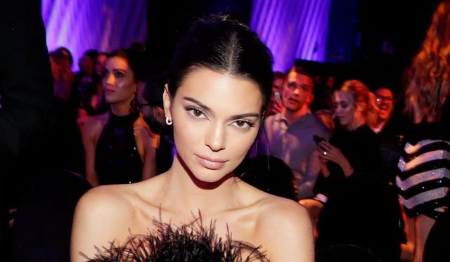 Kendall Jenner causó revuelo con la foto que compartió. (AFP)