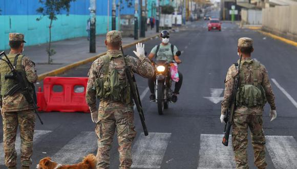 En marzo pasado los militares apoyaron a la PNP en el resguardo de la Carretera Central debido a protestas sociales | Foto: El Comercio / Referencial