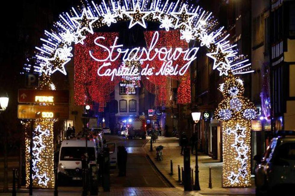 El 11 de diciembre de 2018, el mercado navideño de Estrasburgo (este) fue blanco de Chérif Chekatt, terrorista aliado al Estado Islámico y conocido por delitos comunes, quien mató a tiros a cinco personas, antes de ser abatido dos días más tarde en esa ciudad. (REUTERS/Archivo).