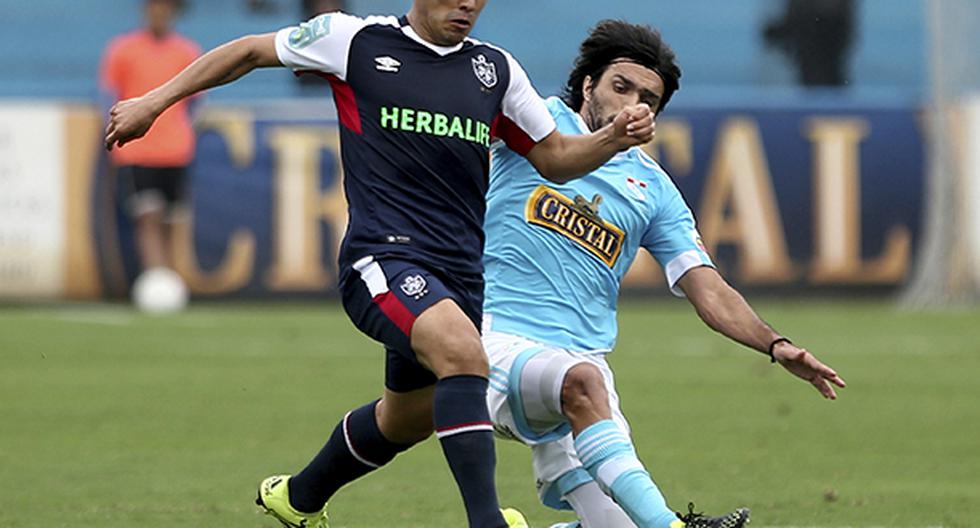 Joel Sánchez tiene su futuro comprometido con Tigres de México. Pero Chemo Del Solar buscaría su préstamo en Sporting Cristal si llega como nuevo DT. (Foto: Getty Images)