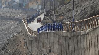 Cerro San Cristóbal: critican la instalación de barandas de madera