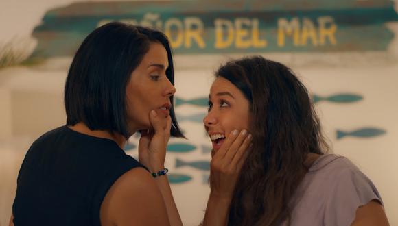 La película narra la historia de Victoria (Gianella Neyra) y Marita (Magdyel Ugaz), quienes se enteran que son medias hermanas durante el velorio de su padre. (Foto: Tondero)