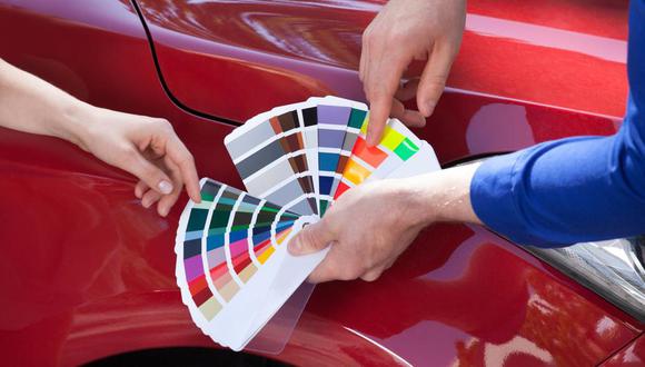 El estudio asegura que casi un tercio de conductores estaría dispuesto a cambiar de marca solo para complacer sus gustos de color. (Foto: Wikimedia).