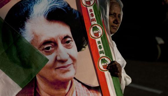 Un 31 de octubre de 1984, la primera ministra india, Indira Gandhi, es asesinada por dos guardias “sijs” de su seguridad personal. (ALEX OGLE / AFP).