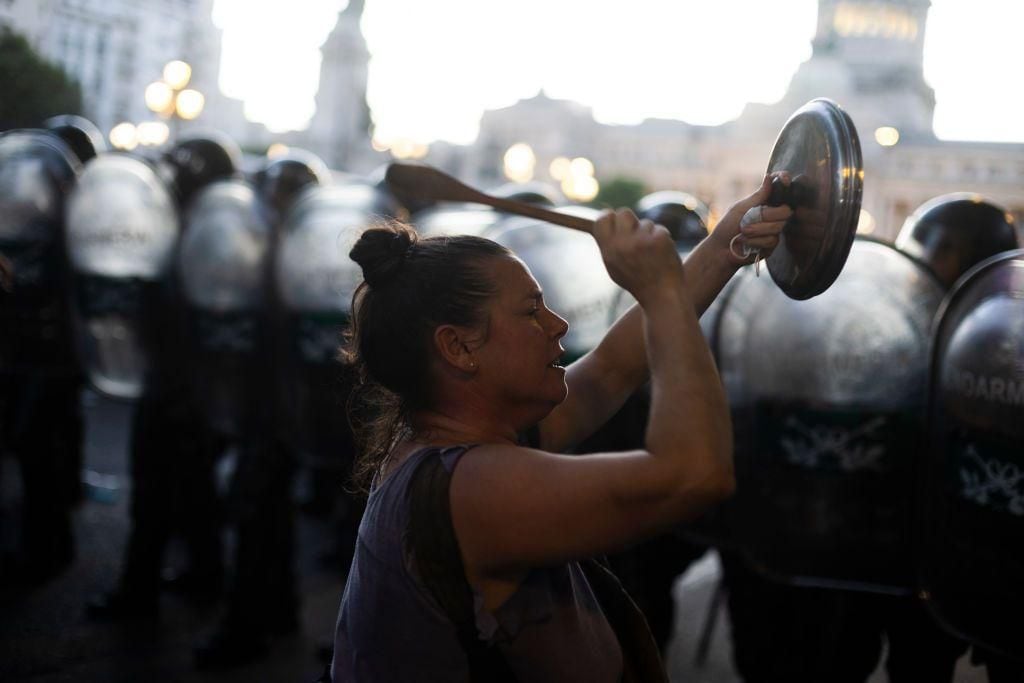Banging pots is one of Argentines' traditional methods of protest.  (Getty Images).