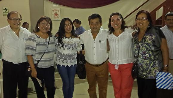 William Zegarra al lado de Dina Boluarte, en enero del 2017, quienes entonces iniciaban su gestión como directivos del Club Apurímac. Foto: Facebook / Omar Triveño