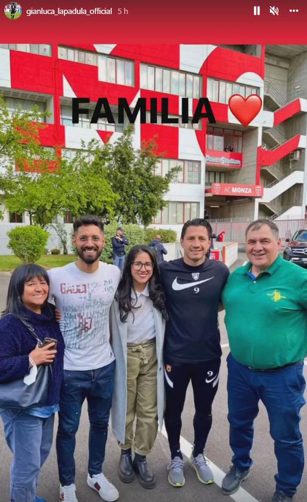 Gianluca Lapadula compartió con su familia. (Foto: Instagram)