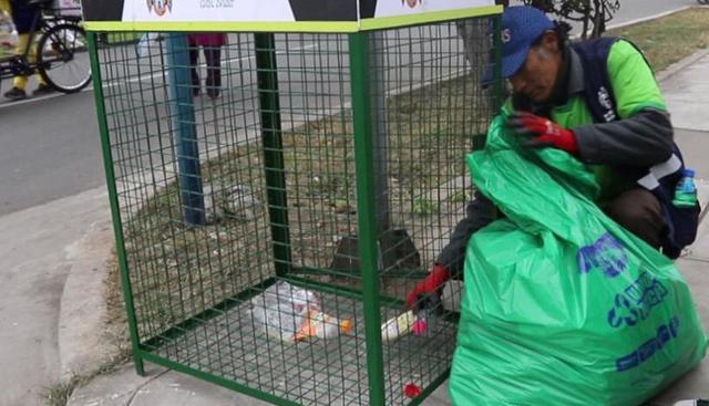 En la jornada de limpieza participaron personal de limpieza de la Municipalidad de Magdalena, vecinos voluntarios y recicladores. (Difusión)