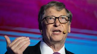 Bill Gates pronostica que la futura inteligencia artificial dejará obsoletos a Amazon y Google