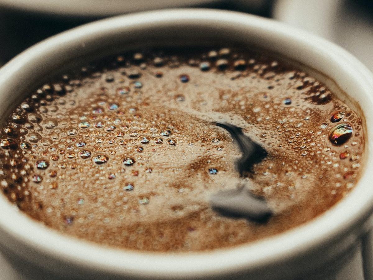 Close-up tazas de café con leche