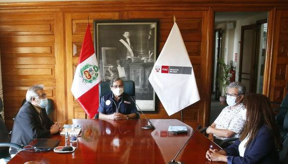 El comité fue instalado la tarde de este lunes por el ministro de Salud, Óscar Ugarte, e indicó que será presidida por el exministro Fernando Carbone. (Foto: Minsa)