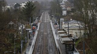Octavo día de huelga en Francia paraliza los trenes | FOTOS