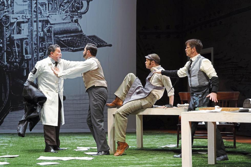 El doctor Stockmann se enfrenta al alcalde, al director del periódico y al líder del sindicato. Lo que quiere es que la verdad sobre el balneario se haga conocida. (Foto: Difusión)