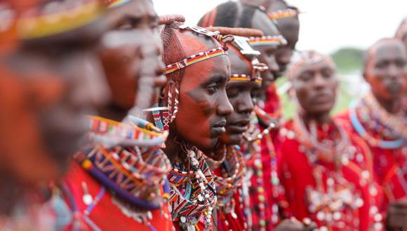 Los cuentos tocan temas comunes en África, desde la guerra y el materialismo hasta la humildad y el respeto por los niños. (Foto: EFE)