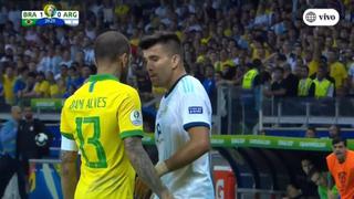 Argentina vs. Brasil: el conato de bronca entre Dani Alves y Acuña | VIDEO