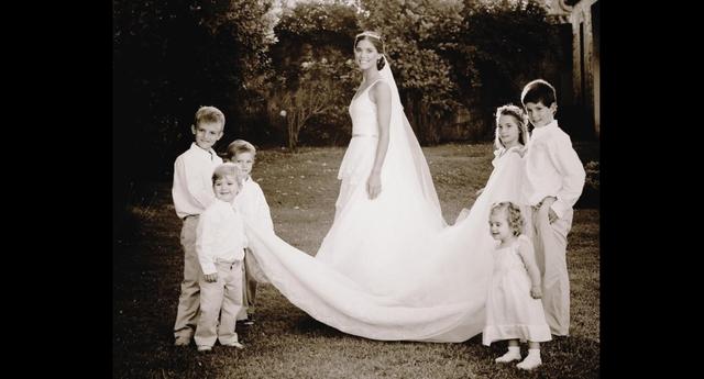 La convocatoria fue de alrededor de 450 invitados y la fiesta se llevó a cabo en Villa Domus, popular salón de fiesta de ese país. (Foto: FB/ @Diegopiuma)