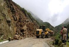 Pasco: caída de huaico bloquea carretera Paucartambo-Carhuamayo 