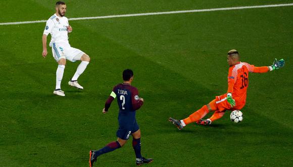 Benzema estuvo cerca de poner el primero del Real Madrid ante PSG. (Foto: AFP)