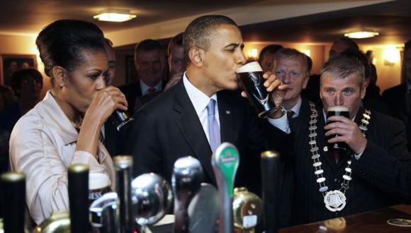 Barack Obama y Michelle Obama durante una visita a Irlanda en mayo del 2011. (Foto: AP)