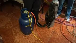 Carabayllo: anciano amenaza con detonar balones de gas para evitar desalojo de su casa