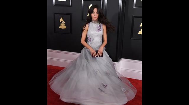 Grammy 2017: Camila Cabello lució se lució en la alfombra roja - 6