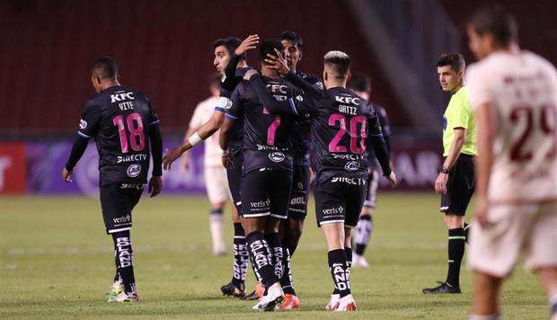Independiente del Valle defeats Universitario 4-0 for Copa Libertadores.  (Photo: EFE)