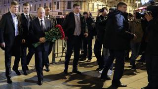 Putin rinde homenaje a víctimas del atentado en San Petersburgo
