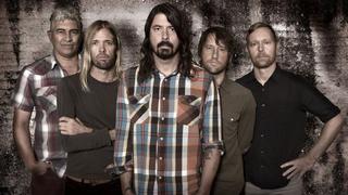 Foo Fighters canceló gira de conciertos tras atentados en París