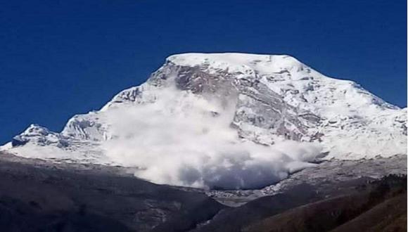 El último martes ocurrió una avalancha en el pico norte del nevado Huascarán. (Foto: Captura)
