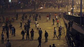 Egipto: la violenta gresca entre policías y simpatizantes de Mohamed Mursi dejó unos 44 muertos [FOTOS]