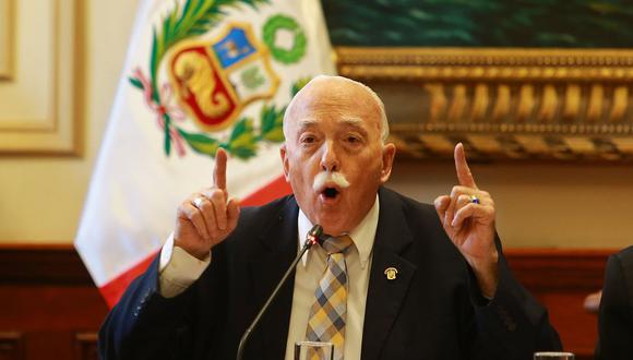 El congresista Carlos Tubino recordó que la priorización de las denuncias contra Becerril en la Subcomisión de Acusaciones se puede pedir en Junta de Portavoces. (Foto: GEC)