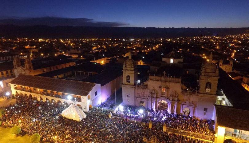 El presidente Martín Vizcarra participó en la misa y procesión del Domingo de Resurrección de Cristo en Ayacucho, parte de las actividades de cierre de la Semana Santa. (Foto: Gobierno Regional de Ayacucho)