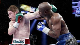 Boxeo mundial: Floyd Mayweather Jr. le ganó a ‘Canelo’ Álvarez