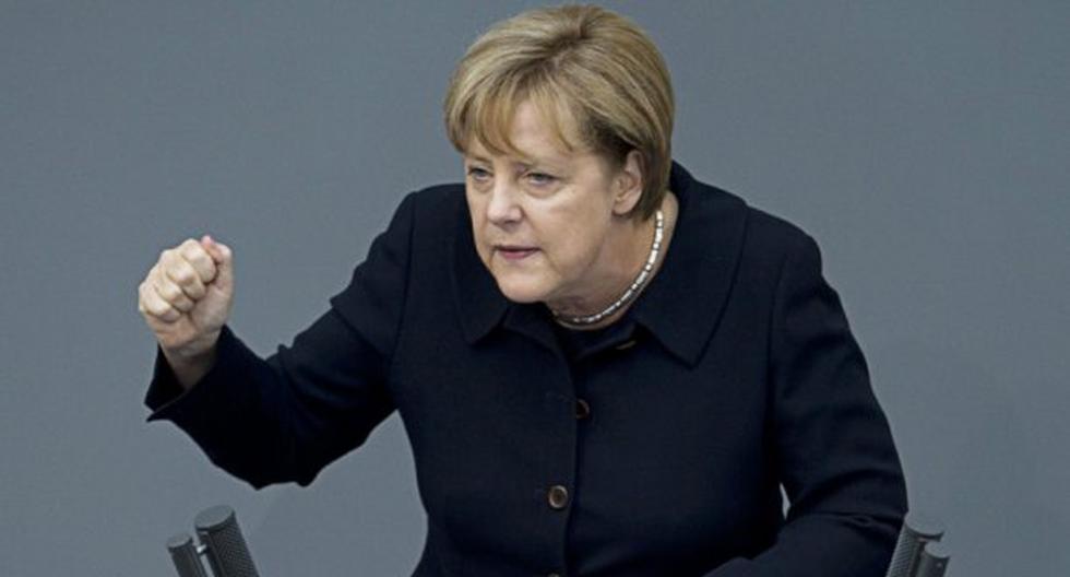 Angela Merkel obligada a cambiar su política migratoria. (Foto: EFE)