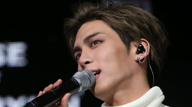 El músico Jonghyun se dio a conocer desde el 2008 por su trabajo en Shinee. (Foto: AFP)