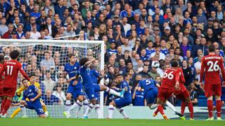 Con goles de Alexander-Arnold y Firmino, Liverpool venció 2-1 a Chelsea por la Premier League