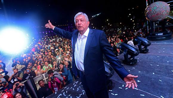 La Bolsa y el peso de México cayeron este lunes tras la victoria en las elecciones presidenciales del izquierdista Andrés Manuel López Obrador (AMLO). (Foto: AFP)
