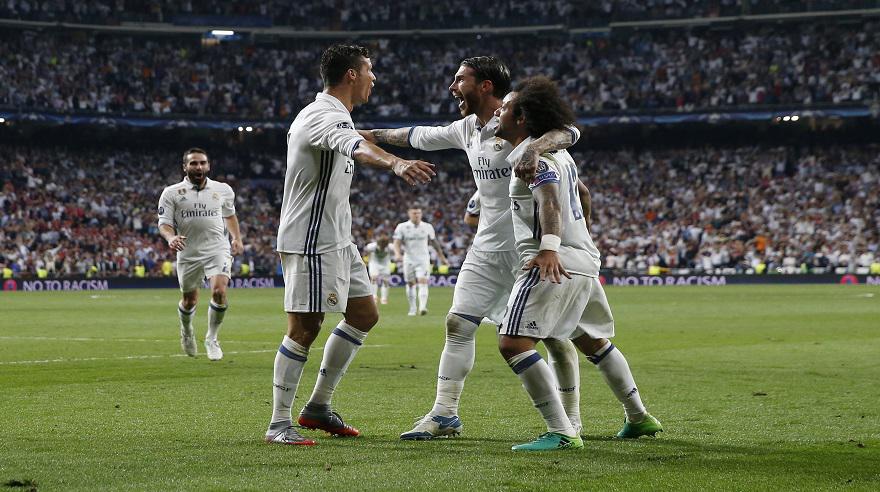 Cristiano: la celebración de su 'hat-trick' con Real Madrid - 10