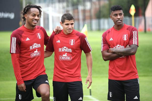 Carrillo and Corzo will start, Araujo will wait on the bench.  (Photo: AFP)