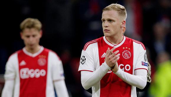 Donny van de Beek es pretendido por Real Madrid. Sin embargo, el volante del Ajax podría permanecer en el cuadro holandés. (Foto: Reuters)